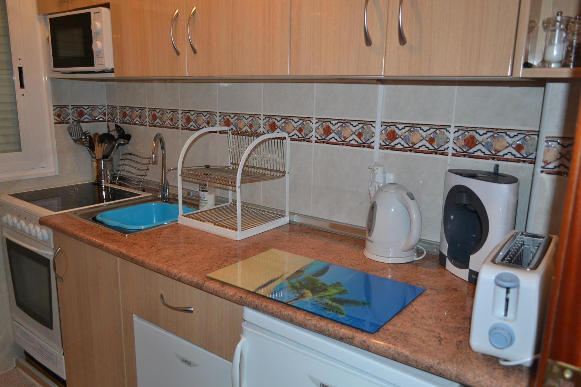 Spacious 1 Bedroom Apartment, Beach Front, Torrox Costa Eksteriør bilde