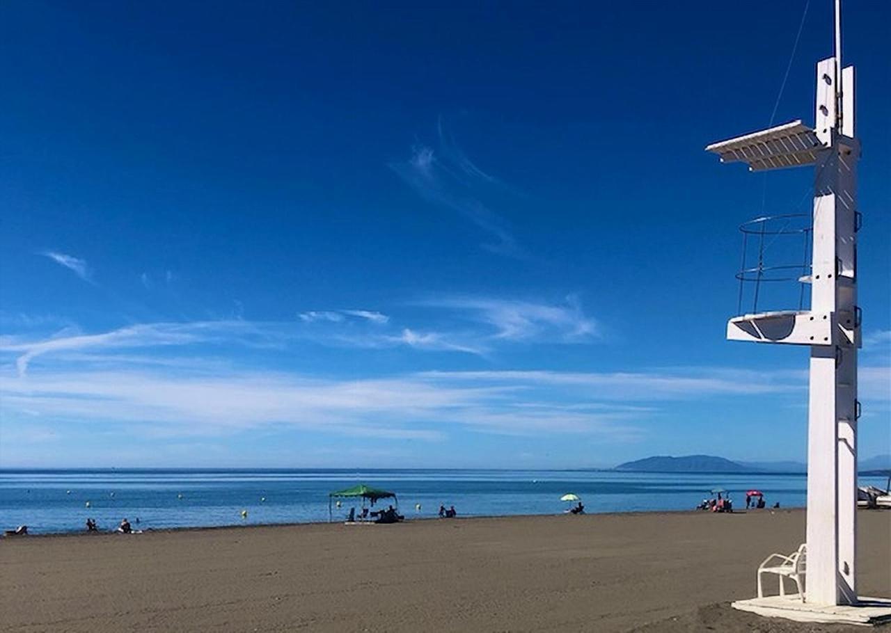 Spacious 1 Bedroom Apartment, Beach Front, Torrox Costa Eksteriør bilde